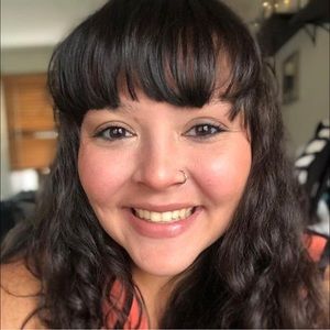 Meet your Posher, Adrianna